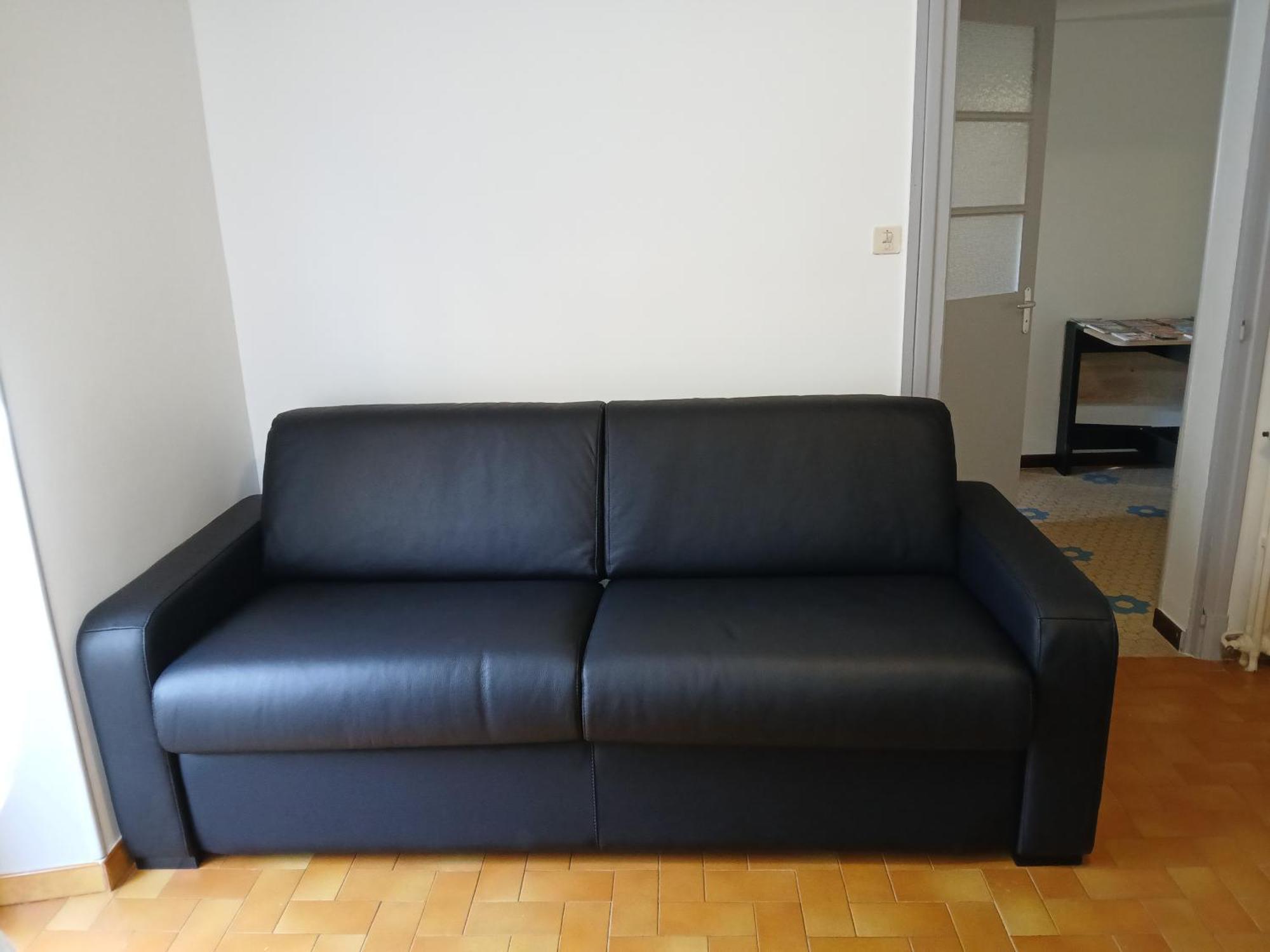 Agreable Appartement De 80M2 Dans Maison لورد المظهر الخارجي الصورة